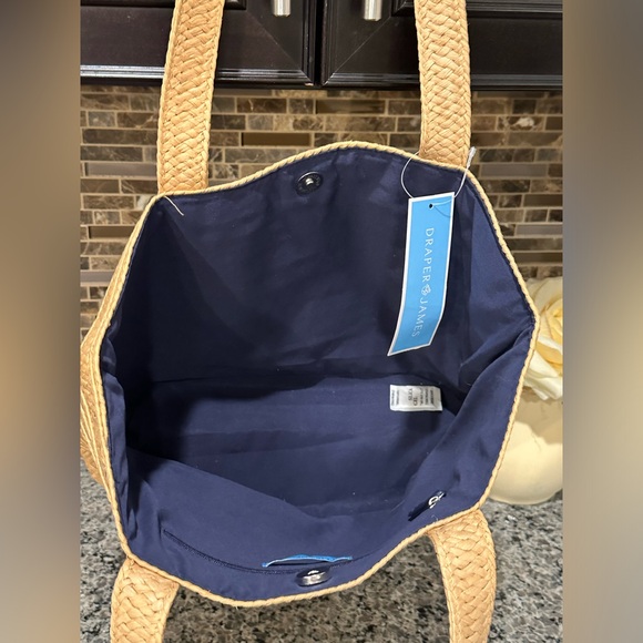 ✨NWT✨ Draper James "Everyday" Straw Shoulder Bag Resort Coastal - Picture 9 of 10
